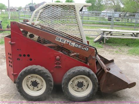 gehl 2600 skid steer weight|gehl hl 2600 for sale.